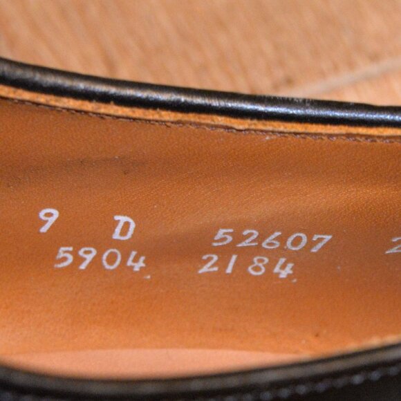Allen Edmonds Hillcrest 9D Black blucher dress shoe main image 4
